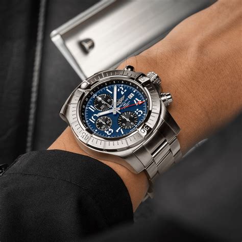 breitling avenger chronograph gmt.